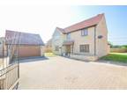 4 bedroom detached house for sale in White Hart Fold, North Elmsall, Pontefract