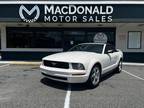 2005 Ford Mustang V6 Deluxe 2dr Convertible