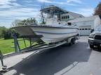 22 foot Twin Vee 22 Center Console