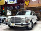 1975 Mercedes-Benz 240D Base