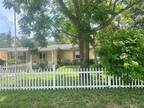 3113 Henderson Cir W