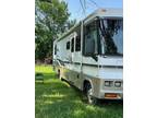 2001 Winnebago Winnebago Adventurer 32V 32ft