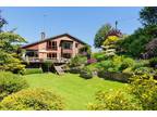 4 bedroom detached house for sale in Headlands Road, Bramhall, SK7