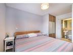 2 bedroom flat for sale in Magnolia Drive, Banstead, SM7