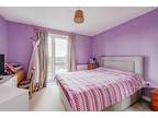 2 bedroom apartment for sale in Fieldoaks Way, Merstham, Redhill, RH1