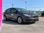 2015 Ford Focus SE Hatchback 4D