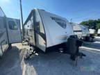 2019 Winnebago Winnebago Industries Towables Minnie 2500FL 25ft