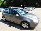 2007 Volkswagen Rabbit Base 4dr Hatchback (2.5L I5 6A)