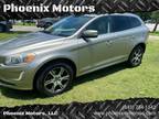 2015 Volvo XC60 T6 AWD 4dr SUV (midyear release)