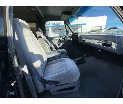1989 Chevrolet Blazer V10 4WD is a 1989 Chevrolet Blazer V10 4WD SUV in Grand Island NE