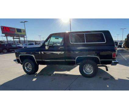 1989 Chevrolet Blazer V10 4WD is a 1989 Chevrolet Blazer V10 4WD SUV in Grand Island NE