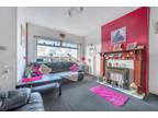 Gray Avenue, Shipley, West Yorkshire, BD18 2 bed flat for sale -