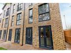 4 bedroom town house for sale in Jubilee View, Bury, BL9
