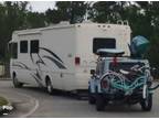 2004 National RV Dolphin