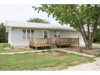 60343 SE 10TH AVE, Pratt, KS 67124 Single Family Residence For Sale MLS# 48403
