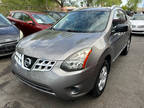 2015 Nissan Rogue Select FWD 4dr S