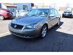 2005 Nissan Altima 3.5 SE 4dr Sedan