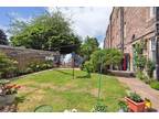 Springvalley Gardens, Edinburgh, Morningside, EH10 4QF 1 bed apartment for sale