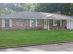 2225 S Emma Ave, Fayetteville, AR