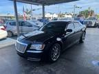 2014 Chrysler 300 Base 4dr Sedan