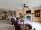 Condo For Sale In Urbandale, Iowa