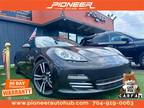 2013 Porsche Panamera 4 SEDAN 4-DR