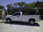 2004 Ford F-150 XL Long Bed 4WD