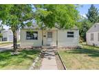 Immaculate rancher just steps away from scenic Loma Vista Park.