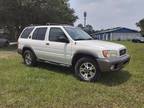 2001 Nissan Pathfinder SE