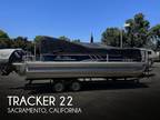 22 foot Tracker Party Barge 22XP3