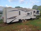 2011 Keystone Montana Hickory 3750FL 39ft