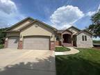 613 E Stone Gate Cir