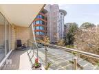 2 bedroom apartment for sale in Richmond Gate, 1 Richmond Hill Drive