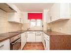 2 bedroom flat for sale in Stanborough Green, Welwyn Garden City, Hertfordshire
