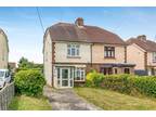 Lunsford Lane, Larkfield, Aylesford 2 bed semi-detached house for sale -