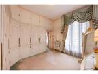 Portland Place, London, W1B 4 bed apartment for sale - £