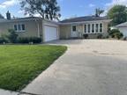 615 Cordial Dr Des Plaines, IL