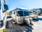 2017 Airstream Flying Cloud 19 19ft