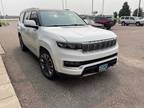 2022 Jeep grand wagoneer White, 10K miles