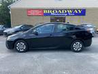 2017 Toyota Prius Four 4dr Hatchback