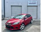 2012 Ford Focus Titanium 4dr Hatchback