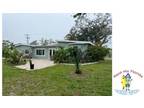 Great Three Bedroom/2 bath Canal Home in Port Charlotte Available for Seasonal
