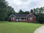 536 Fairway Dr NE Arab, AL