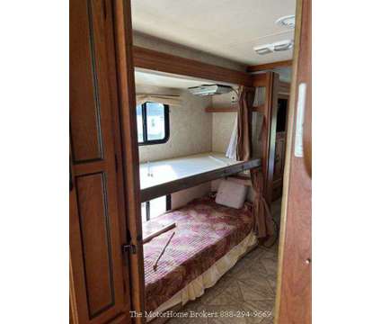 2011 Coachmen Mirada 34BH (in Frankford, DE) is a 2011 Motorhome in Salisbury MD