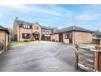 Whitford Drive, Monkspath, Solihull, West Midlands, B90 4 bed detached house for
