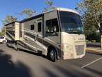 2015 Itasca Sunstar Winnebago 35ft