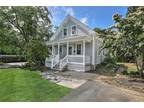 Home For Rent In Barrington, Rhode Island