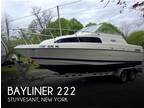 22 foot Bayliner Classic 222