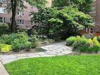 Condo For Sale In Queens, New York