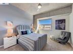 Condo For Sale In Oakland, California